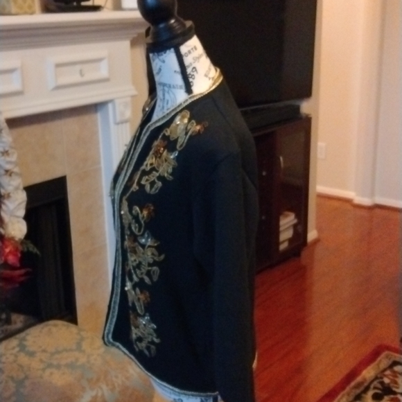 Petite Illustrations Sweater Small - Picture 5 of 10